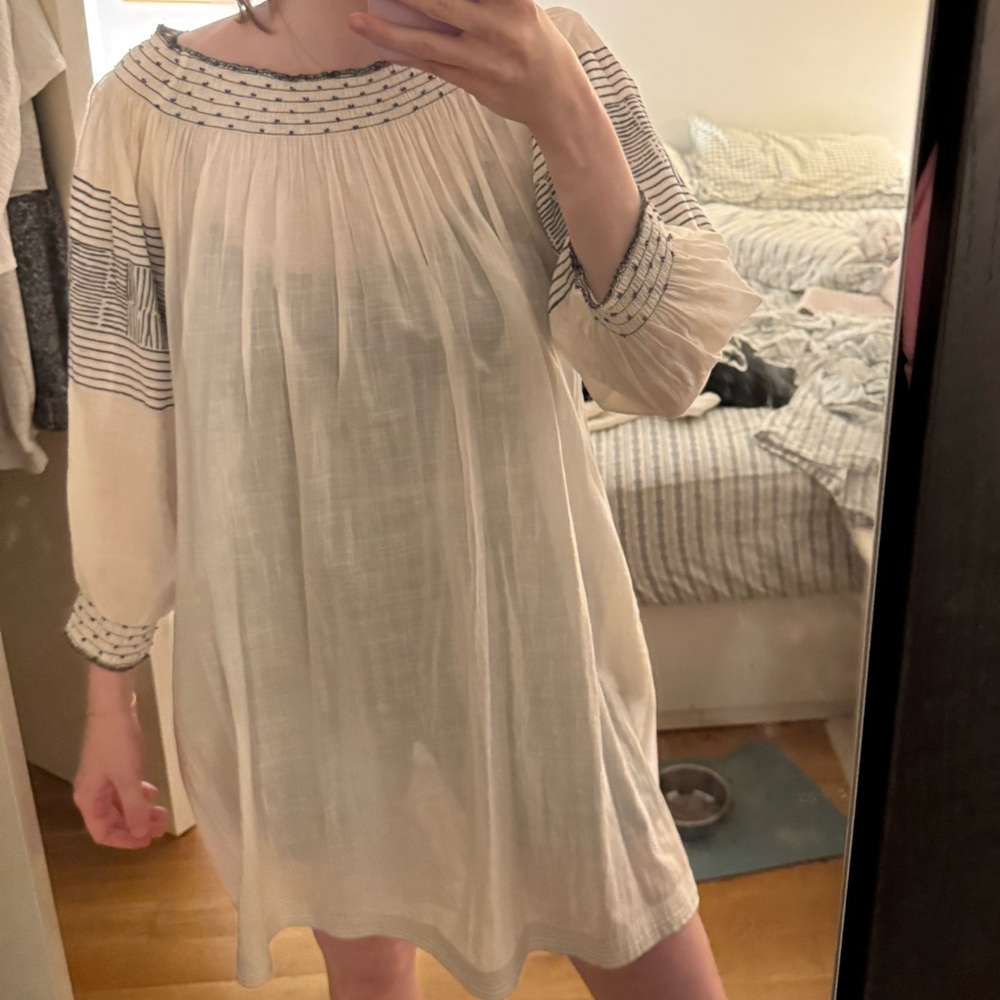 NWT Velvet by Graham & Spencer Embroidered Dress